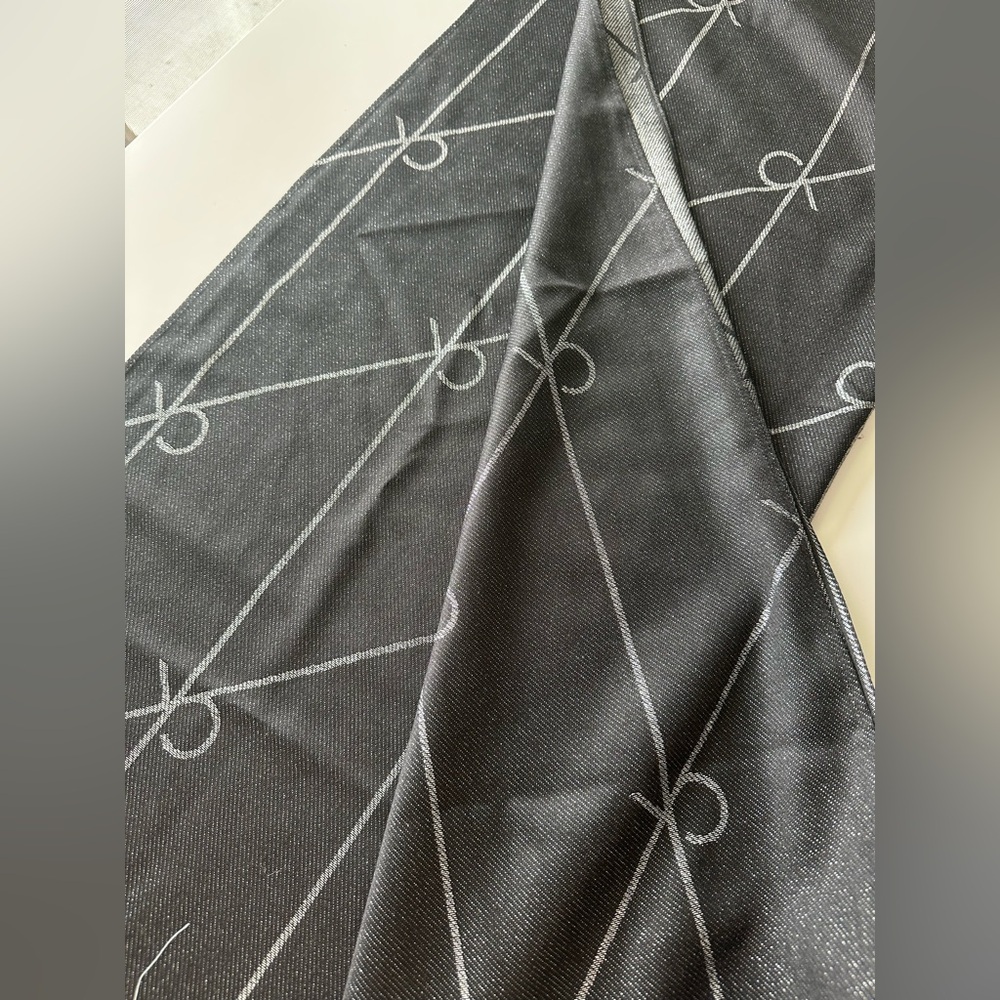 Reversible Scarf with Logo Calvin Klein